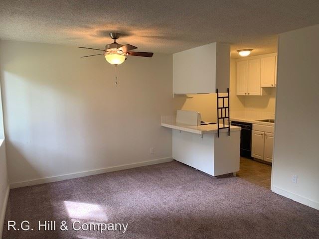 Building Photo - 1398 Creekside Dr