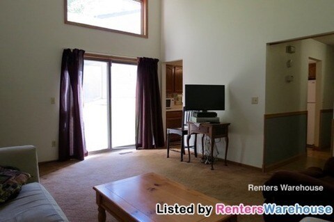 Foto del edificio - 2334 Hillwood Dr E