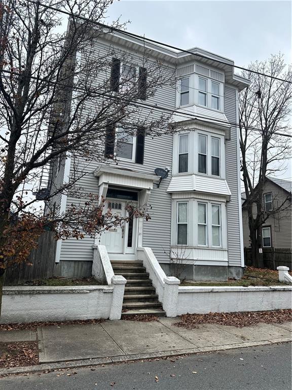 Primary Photo - 23 Utton Ave