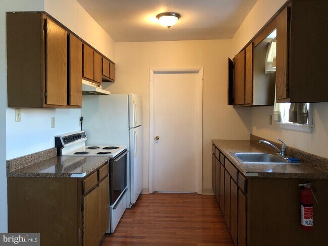 Foto del edificio - 317 Bridge St