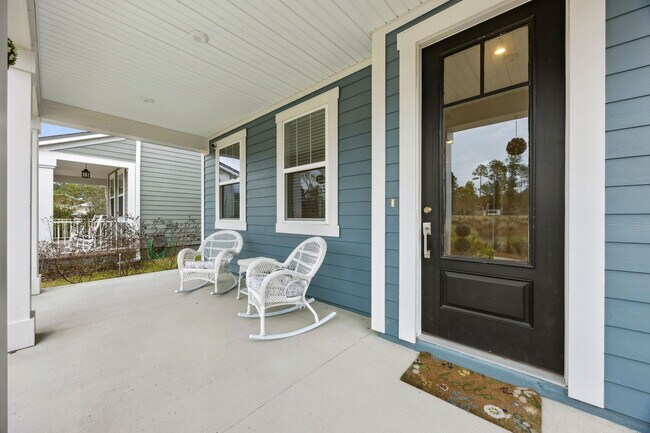 Foto del edificio - 141 Redbud Ln