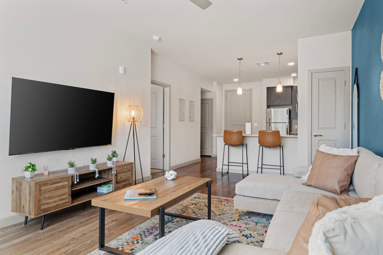 Foto principal - 711 W Broadway Rd