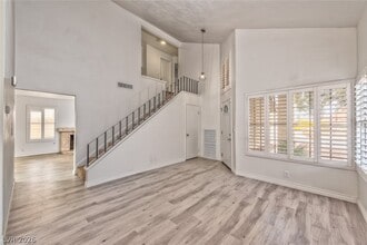 Building Photo - 7767 Parnell Ave