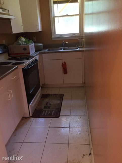 Foto del edificio - 5 br, 3 bath House - 498 SW Cole Drive