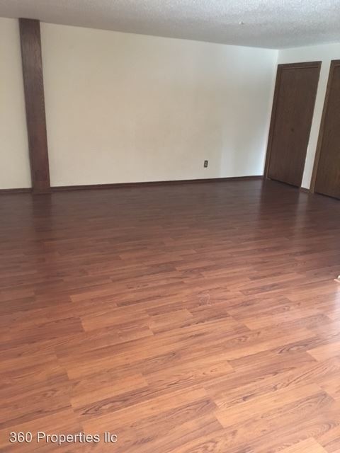 Foto principal - 1516 19 1/2 St S