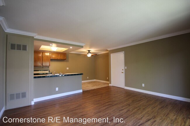 Foto del edificio - 2532 Huntington Dr