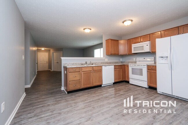 Building Photo - 7310 Mosaic Dr