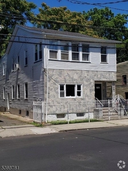 Building Photo - 61 Boylan St