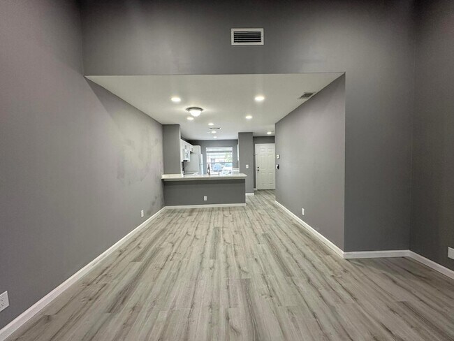 Foto del edificio - 139 Deerfield Ct