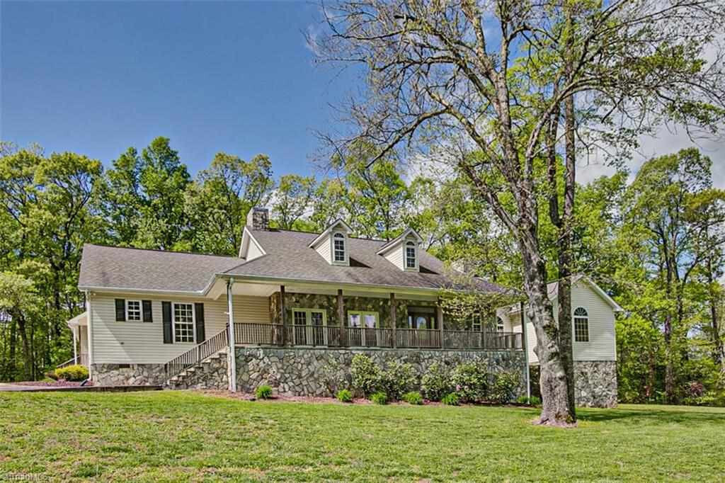 Foto principal - 9015 Racine Rd