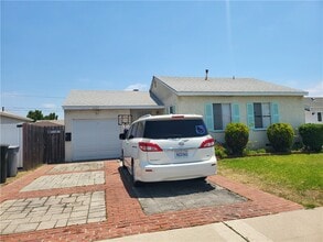 Building Photo - 16422 Haas Ave