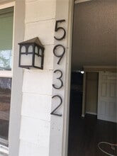 Building Photo - 5901 Bryce Ln