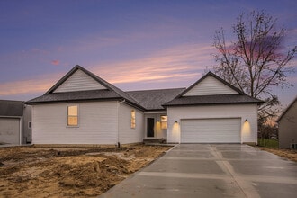 Building Photo - 4166 Del Mar Dr SW