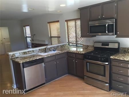 Building Photo - 4 br, 3 bath House - 4128 Lost Springs Dr