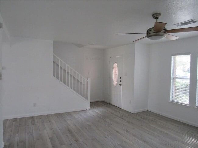 Foto del edificio - 2107 Deer Creek Trail