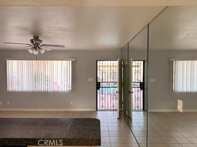 Foto del edificio - 74443 Driftwood Dr