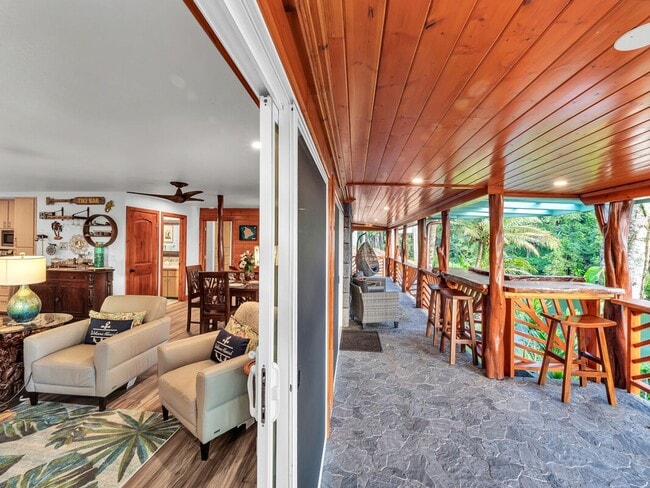Building Photo - Oceanfront Estate: The Honolii Hale