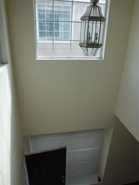 Building Photo - 6043 Yorkglen Manor Ln