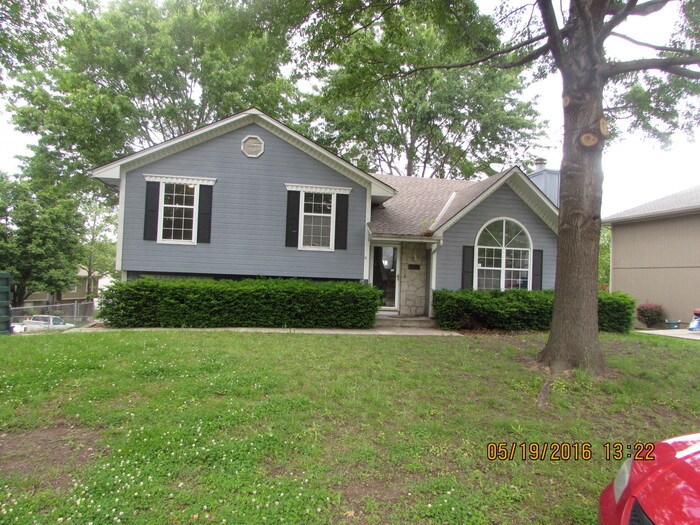 Primary Photo - 603 SE Fox Run Ct