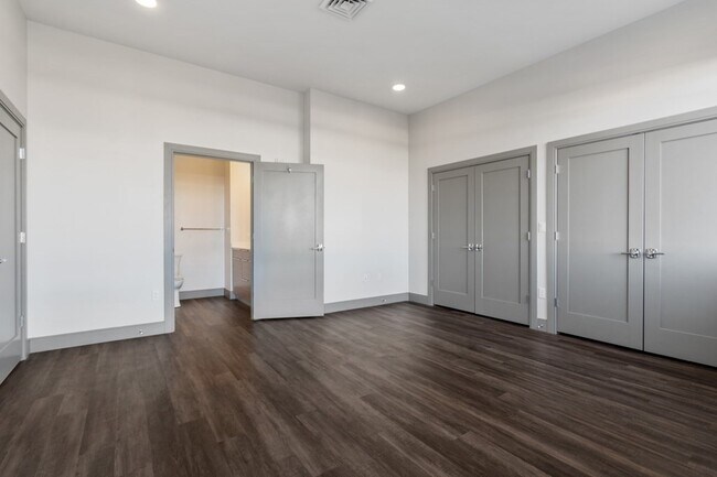 Foto del edificio - 400 Mystic Ave