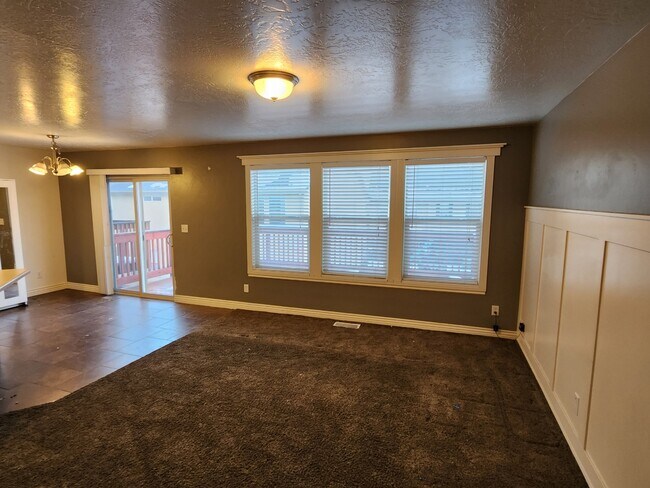 Living room - 1281 Lily Pad Dr
