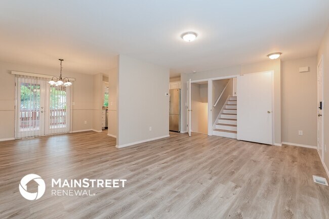 Foto del edificio - 411 96th Ave SE
