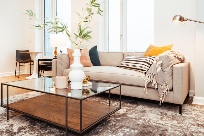 Foto del edificio - 8760 W Patrick Ln