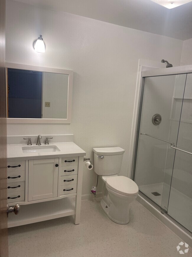 Building Photo - 73-1110 Alihilani Dr