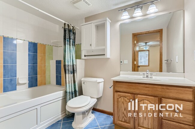 Building Photo - 14700 Junkite St NW