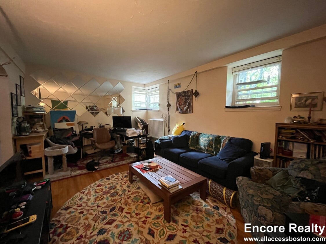 Foto principal - 1555 Beacon St