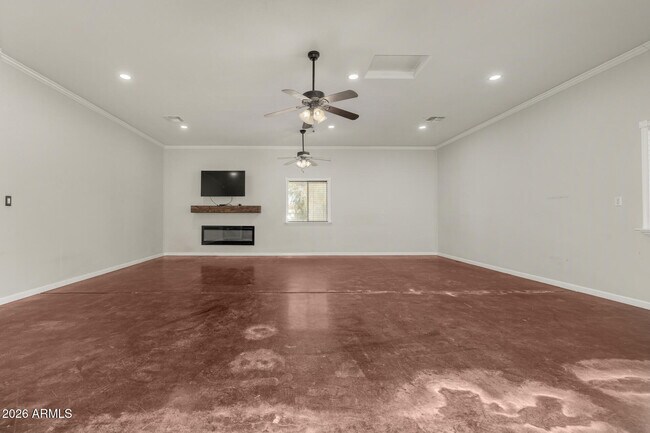 Foto del edificio - 2266 E Willis Rd