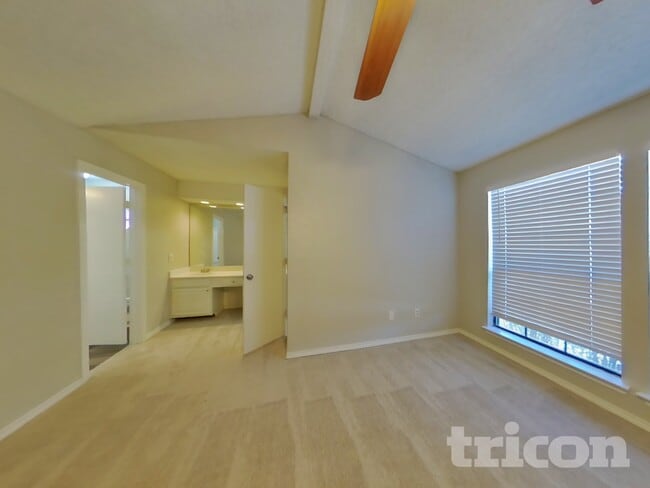 Building Photo - 2442 Antler Trail