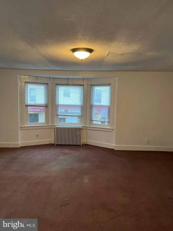 Building Photo - 500 Upland Ave