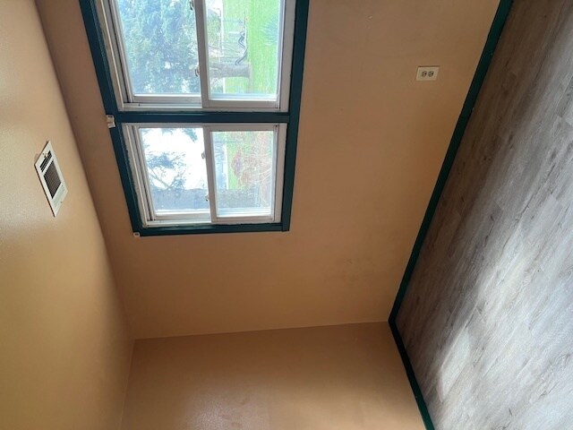 Foto del edificio - 1216 W 12th St