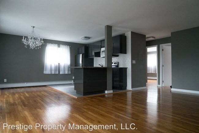 Foto del edificio - 2821 Griffiths Ave