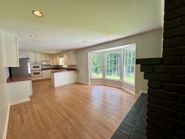 Foto del edificio - 5599 Bend Creek Rd