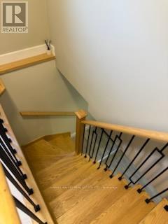 Photo du bâtiment - 65 Ambrose Rd