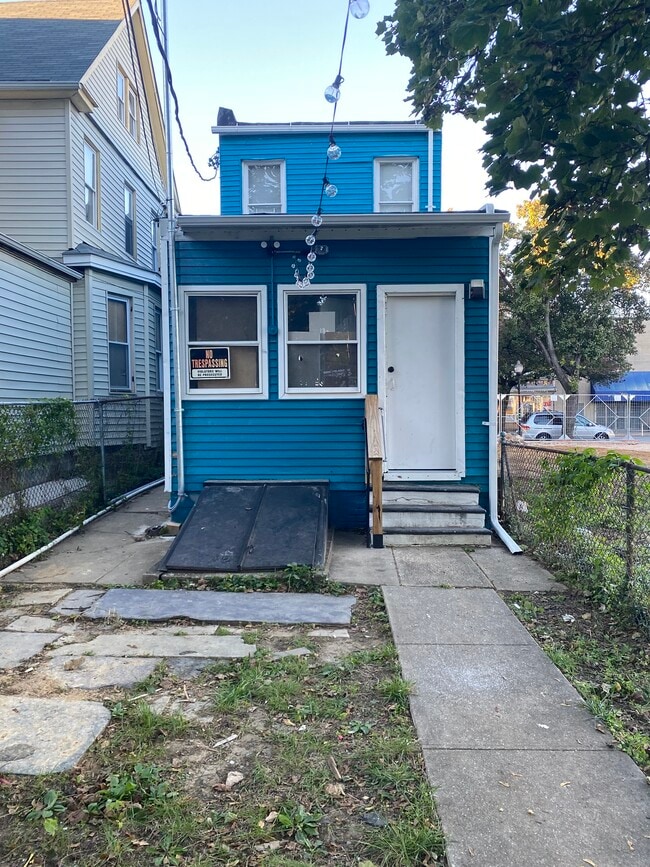 Building Photo - 4107 Frederick Ave