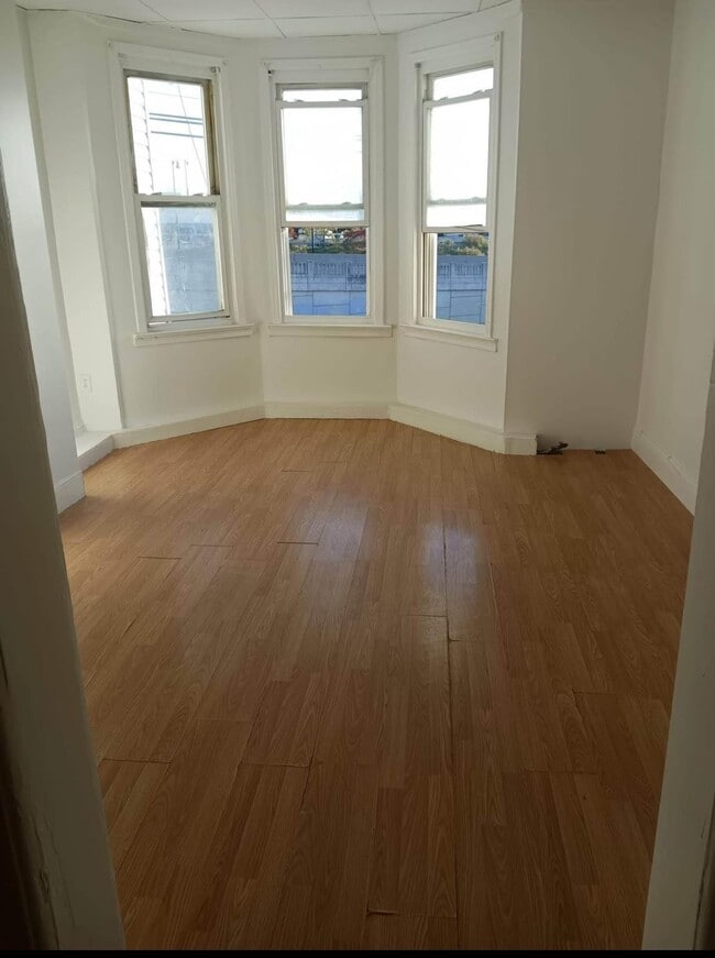 Foto del edificio - 422 St Pauls Ave