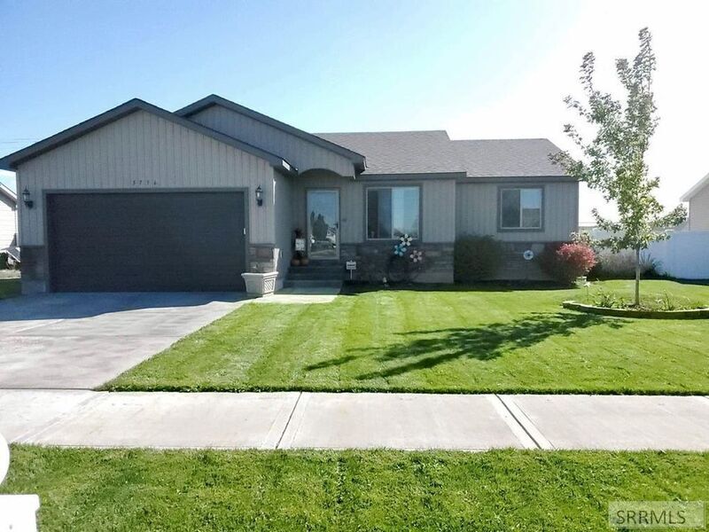 Primary Photo - 3736 Marble Dr