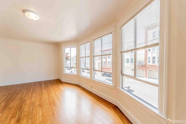 Building Photo - 1515 Chestnut St