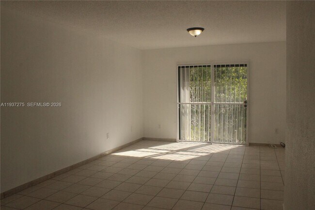 Building Photo - 7668 SW 152nd Ave