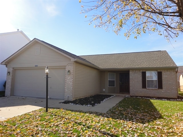 Building Photo - 2154 Meadow Glen Blvd