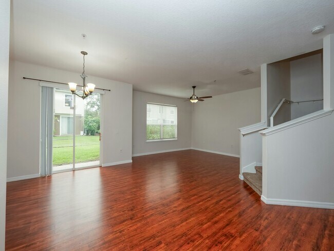 Building Photo - 6646 S Goldenrod Rd