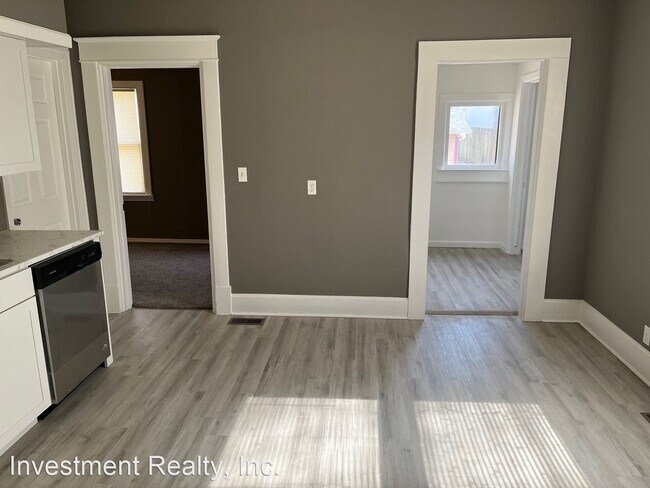 Building Photo - 3 br, 1 bath House - 1336 N Prospect Ave