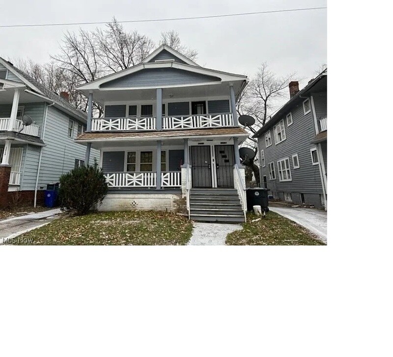 Primary Photo - 12712 Iowa Ave