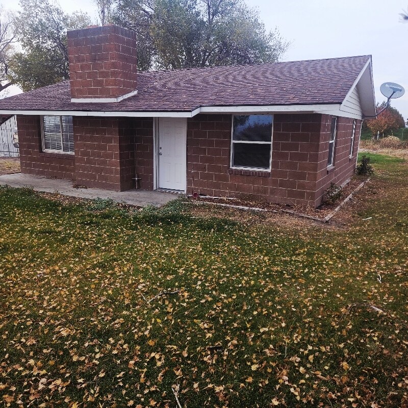 Primary Photo - 231 Nass Rd