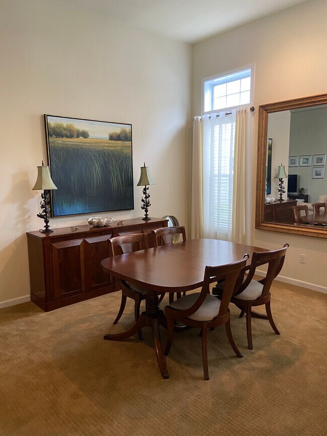 Comedor - 228 Sonata Ct