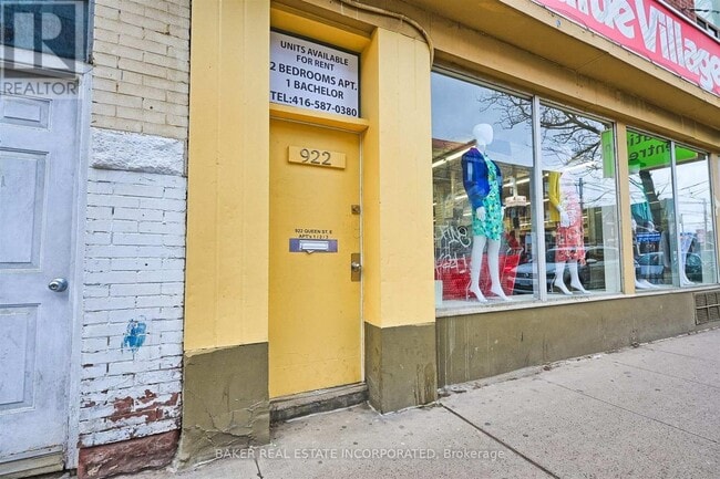 Building Photo - 922-922 Queen St E