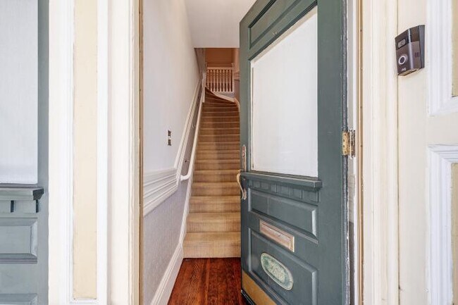 Building Photo - 2 bedroom in San Francisco CA 94115